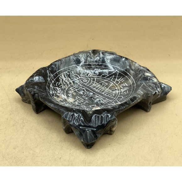 Mexican Folk Art Aztec Mayan Grey Marble Etched Carved Design Ashtray - Picture 6 of 9